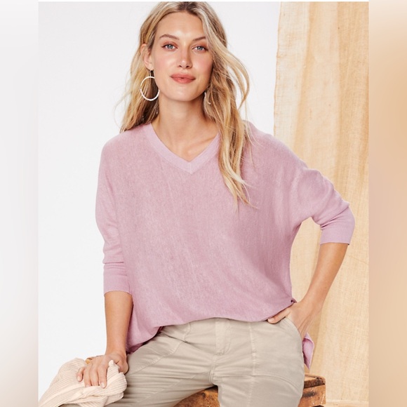 Womens NWT Garnet Hill 100% Linen Boxy Oversized V-Neck Pink Lightweight Sweater - Picture 1 of 9